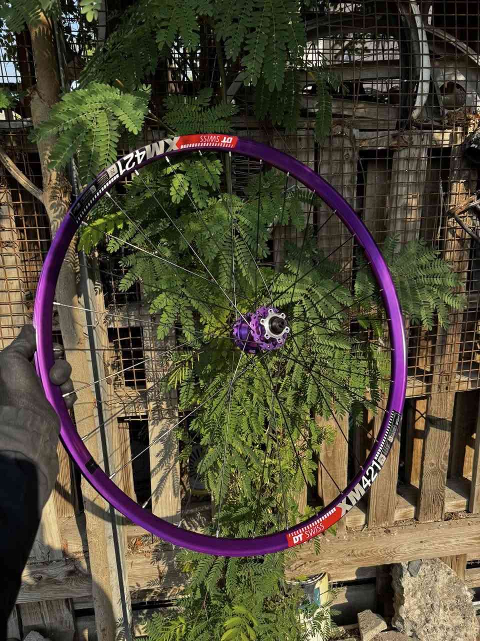 السلام عليكم 
متوفر ويالة حجم٢٩
***********
