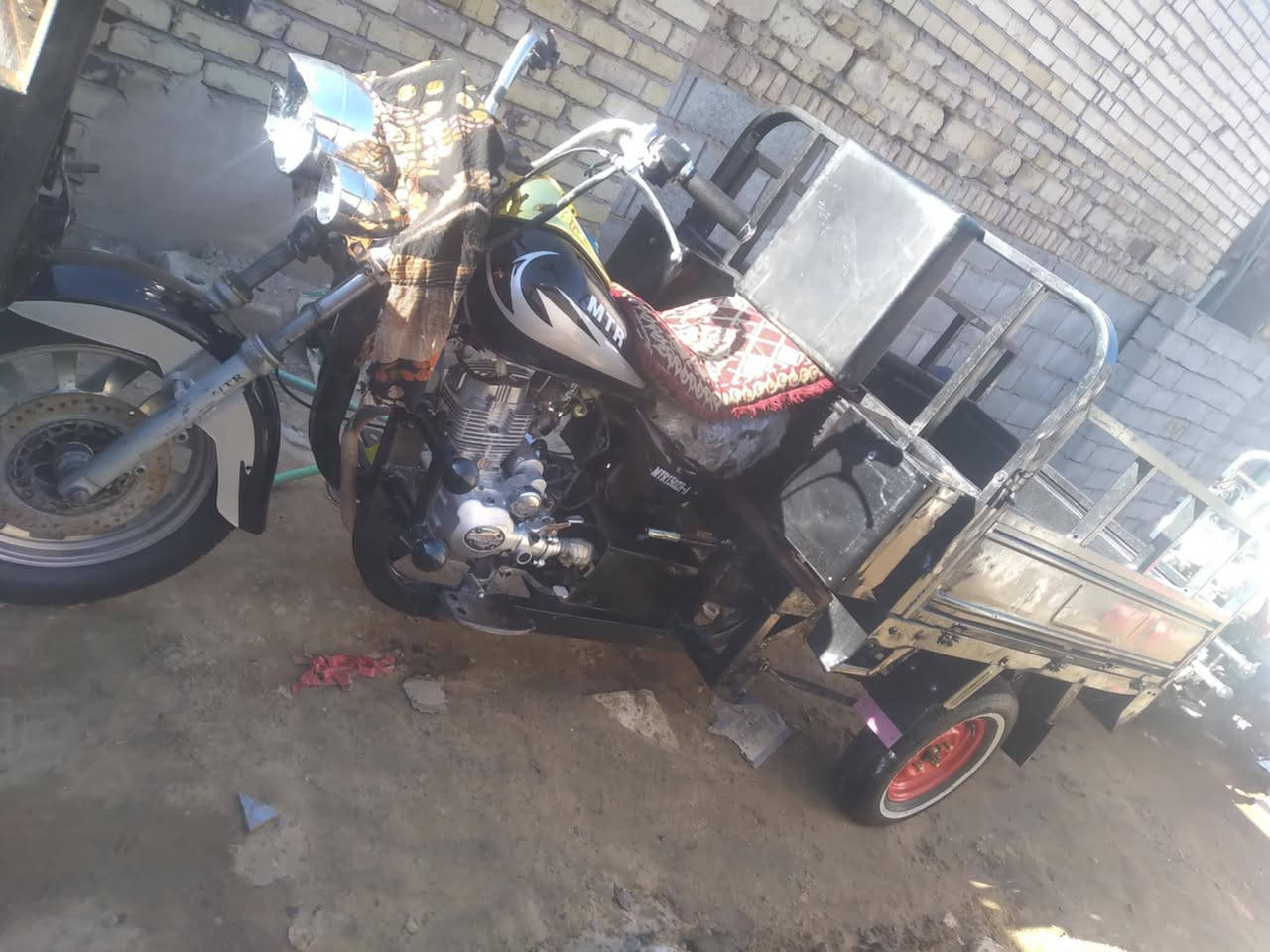 سلام عليكم ستوته كلك اروس بجمره كلك شعندك كلك راس براس اروس ***********
