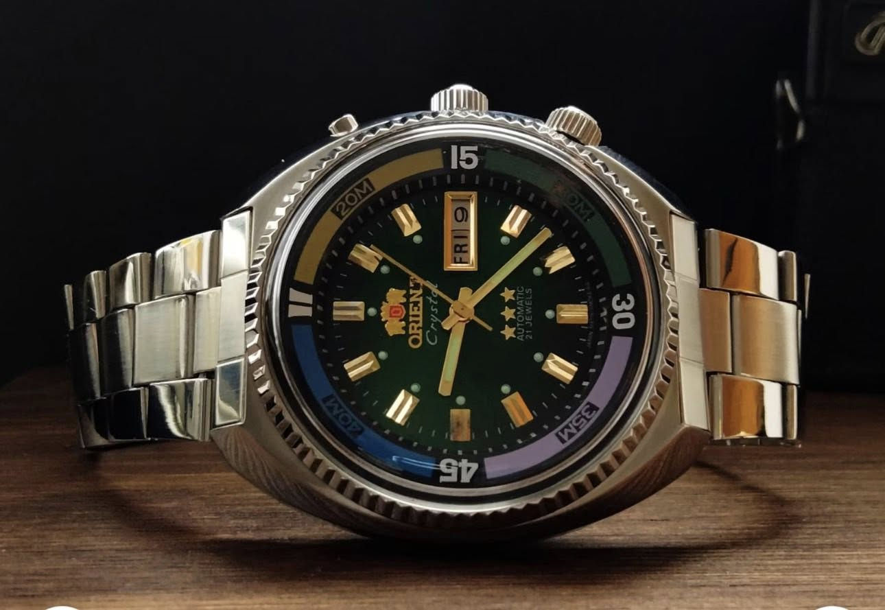 اورينت بحري اوتوماتيك
مكينه ياباني اصلي 21حجر
رنك داخلي دوار لقياس مستوى الغوص
تاريخ يومي شهري 
لامينوس بلكامل 
وزن ثقيل 144غ
سعر 125 الف على اول تم


**إذا كنت صاحب هذا الإعلان وتريد حذفه لأي سبب، رجاءا أرسل رسالة إلى الدعم الفني**