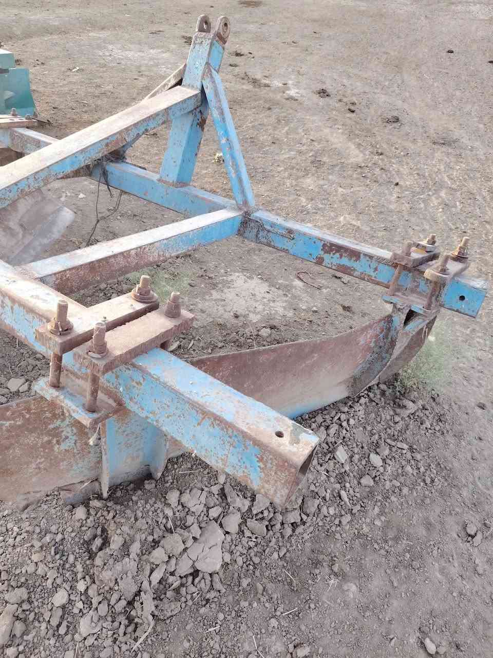 السلام عليكم مرازه للبيع مكان واسط لكوت تصال ع رقم ***********
