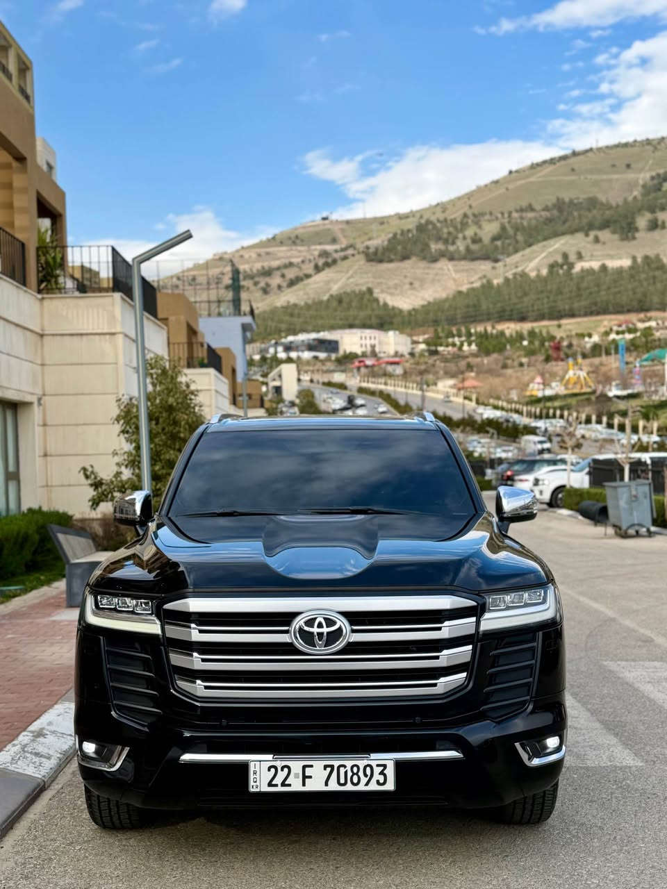 تويوتا •••• لاندكروز  (VX).   ✅✅  

موديل•VX/ 2022   ✅✅ SAS ( ساز ) تنفس طبيعي

_فول مواصفات ••• 3 شاشات ((تطبيق))
_6 :: سلندر  محرك  عادى 
_جديدة جدا بحالة الوكالة  🔴  دعامى لدعامى ب شرط 📦
ماشى(   52  )الف كيلو

‏سةنوي باسمي ‏راسان تحويل

_جنطة كهرباء 
_تبريد كشنات
_كراسي كهرباء 
_جلد بيجي 
_سلايت
_3 شاشات بلاديه
_تشغيل  عن بعد 
_السياره فول 1/1
_مكبرات JBL
_شاشةكبير 
_كيچ ديجتال 

_للاستفسار اكثر عن الاسعار والتفاصيل 

   ✅✅☑️☑️☑️☑️✅✅

سعر  $645..,

العنوان ::: سليمانيه

الاتصال على الأرقام 
***********  ☎️☎️ السليمانية, العراق
