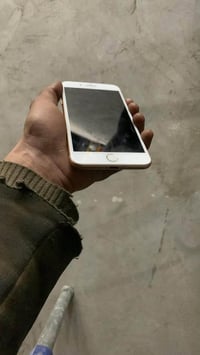 آيفون ٨ ٢٥٦ • نجف • بطارية ١٠٠