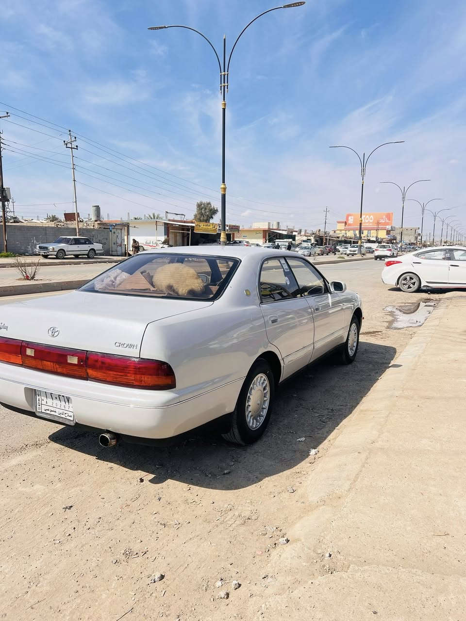 السلام عليكم سياره بطه للبيع موديل 1992 متصل محرك كير 2500 شرط تبريد تدفئه شرط صدر تايرات كلو نضيف بيها مكانات رش مال تقحيل فقط بدون حادث شرط رقم صلاح الدين الماني شرط التحويل  سعر 57 وبيها مجال
اتصال ***********
