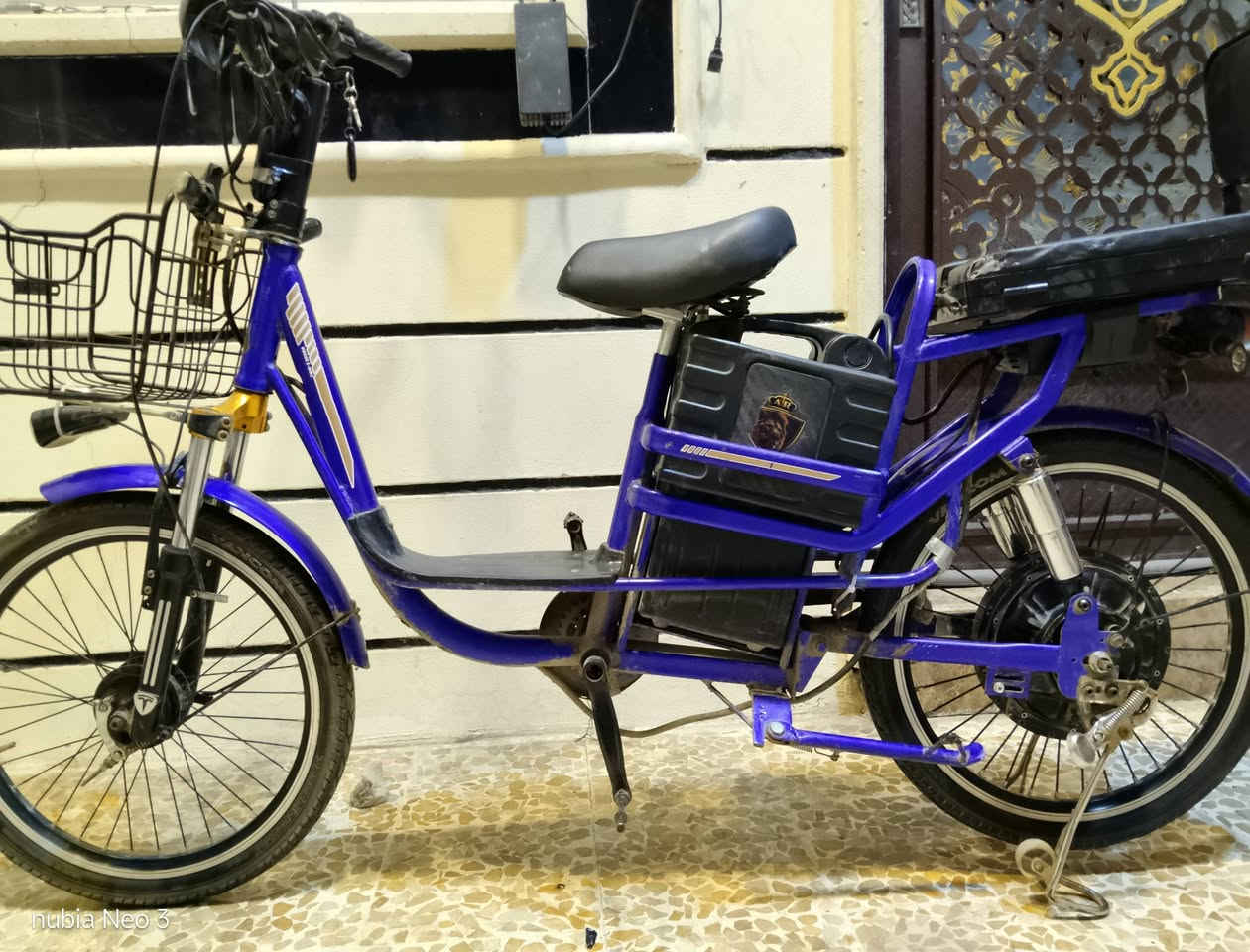 دراجة شحن بطارية ليثيوم عمر طويل 🛵
شغال كلو شرط والبطاريات ليثيوم تقاوم 4 سنوات 
حجم 22 سرعة 50 حقيقي 
عقل V48-60V⚡
شاحنة اصلية لبطاريات الليثيوم 
لون ازرق استخدام قليل🟦 
السعر 325 وبي مجال 💵
التواصل عالخاص او الرقم ***********📞
الموقع: الموصل الجانب الايسر مجمع مال الله السكني مقابل ترفك حي عدن 🔻
