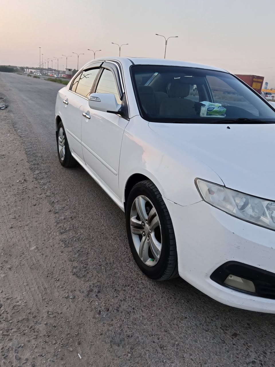 السلام عليكم اوبما 2010خليجي
مكينه 2400
رقم سليمانيا بسمي تحويل مباشر 
بيها 5 قطع ابيع حزام 
مكاني بغداد المحموديه ***********
