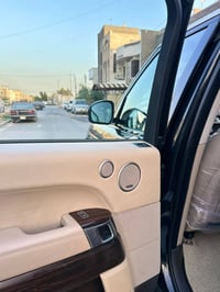 Range Rover بيع او مراوس    رانج روفر خليجي  ((  2017  ))    محرك V6  ...