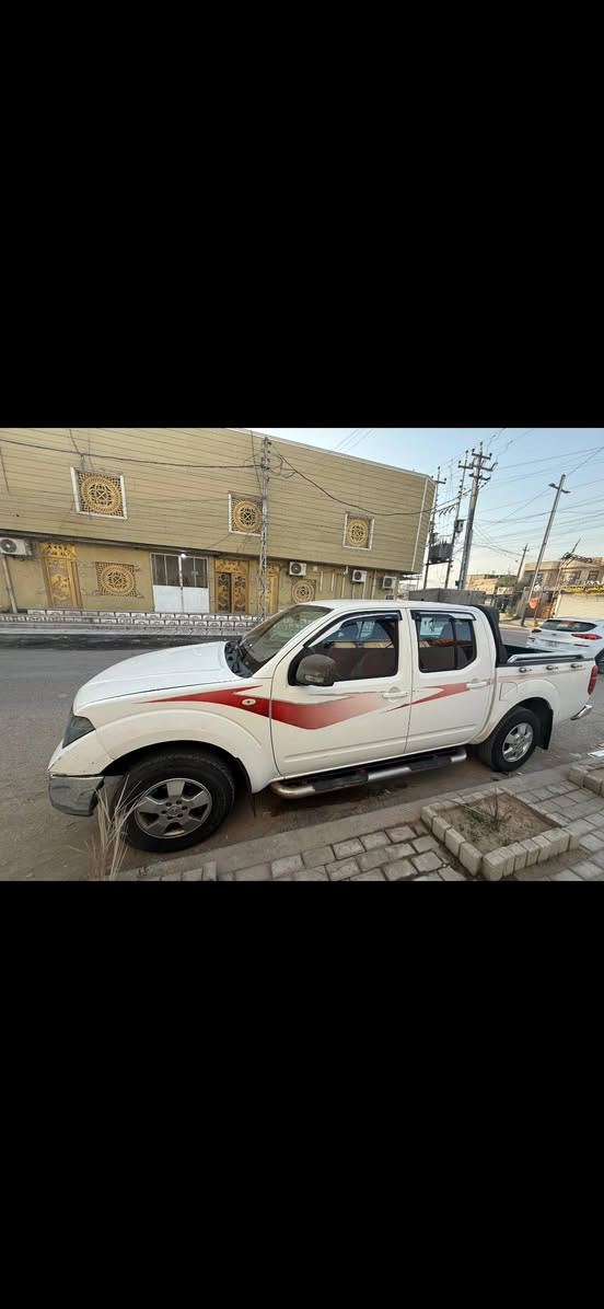 السلام عليكم بيكم نيسان نيفاره دبل قماره كير اوتوماتيك رقم بصره بسمي موديل ٢٠١٣ رقم الهاتف ***********
