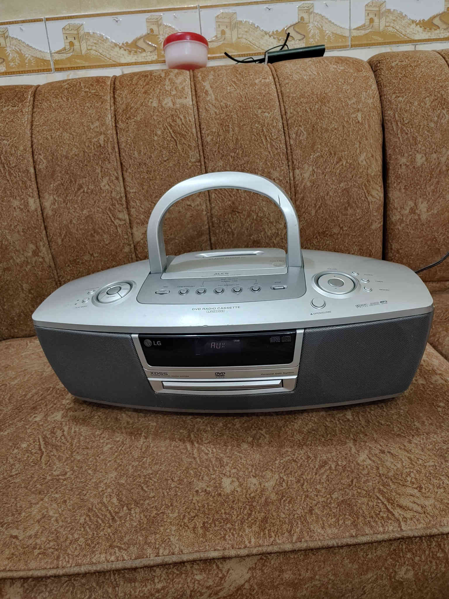 للبيع رايو بلوتوث  كاسيت سيدي اواكس ماركة  LG  اندنوسيا
السعر  65 الف     المكان البصره 

 متوفر توصيل 

للتواصل ***********

فقط سيدي يرادله تنظيف
