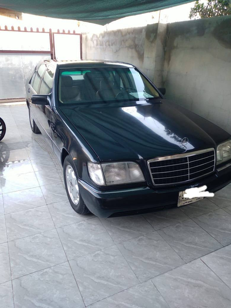 للبيع فقط 
مارسدس شبح موديل 1992
رقم بغداد الماني 
سياره مصبوغة عام جماليه بيه معجون قليل جاملغ الخلفي
محرك بلادي شرط
كير ومحرك شرط مكفول 
سياره حلوه احلى من الصور 
ترايك وين ماتريد 
التبريد قبل فتره فصل كان شغال 
مكان السياره صلاح الدين الضلوعية 
السعر 72 بيه مجال 
السياره بدون مراوس فقط بيع 
***********
