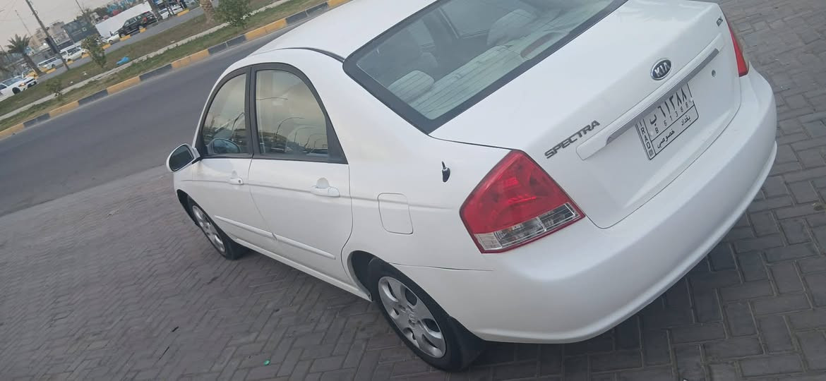 كيا سبكترا سعره 86 ورقه موديل 2009 مكينه وكير وحداديه وتخم تاير وتبريد كفاله
الكشر فقط رش للجماليه بدون قطرة معجون ابد ... حادثها الامريكي جاملغ خلفي حادث بسيط جدآ السياره احلا من الصور . سياره مال جناي جديده بمعنى الكلمه .. تحويل مباشر مكان السباره كربلاء .. رقم صاحب السياره الاستفسار ‏‪***********‬‏ كربلاء, العراق
