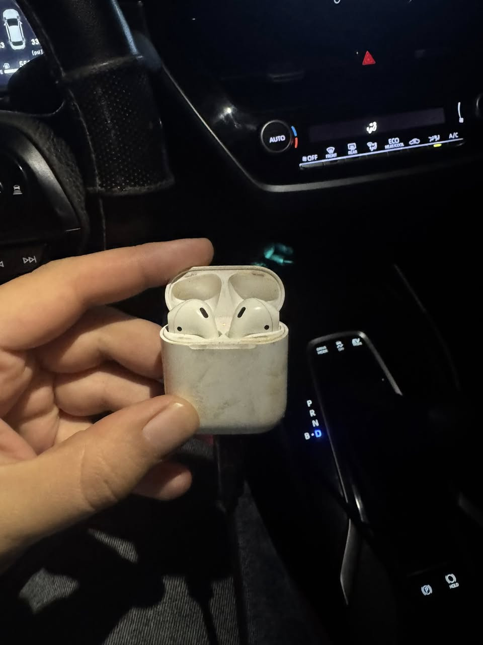 للبيع
ساعة ابل SE 44m نظافة 95% 2022  ب 100,000
سماعة ابل الجيل الاول شغالة فقط التك الايسر مابي صوت ب25 
سماعة ابل برو ٢ شغالة بس وحدة من عدهم بيها المايك ظعيف ب٧٥الف 
شرط كله اصلي عالفحص


**إذا كنت صاحب هذا الإعلان وتريد حذفه لأي سبب، رجاءا أرسل رسالة إلى الدعم الفني**