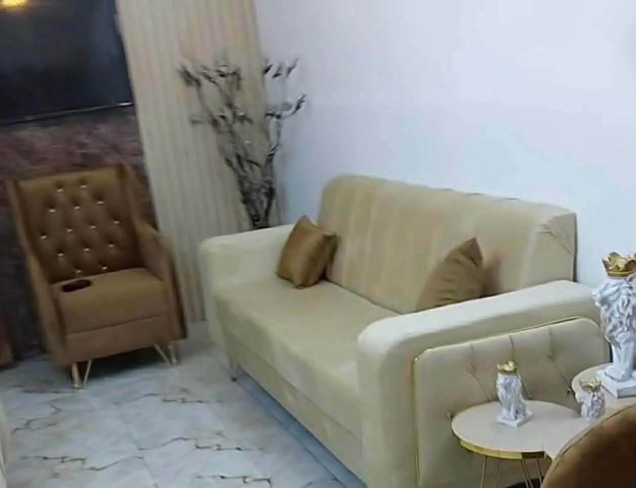 الكاونتر ٤٠٠
سنك ٧٥ كله وتخم ٣٠٠ جديد بالجيس عنوان الشعب


**إذا كنت صاحب هذا الإعلان وتريد حذفه لأي سبب، رجاءا أرسل رسالة إلى الدعم الفني**