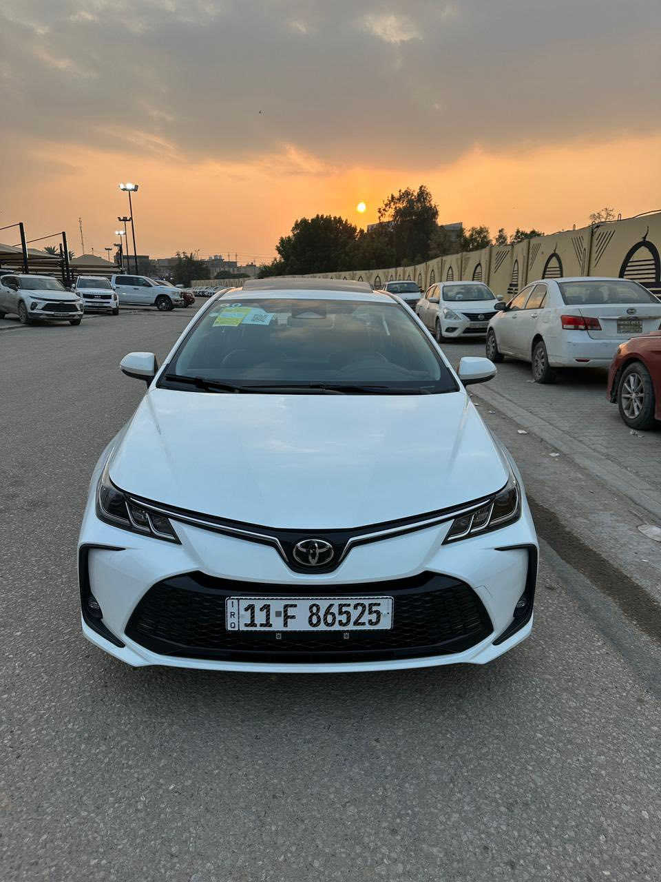 للبيع كورلا موديل 25 فول مواصفات ماشيه 4 الف مكفوله كفاله عامهرقم بغداد بسمي *********** / ***********
