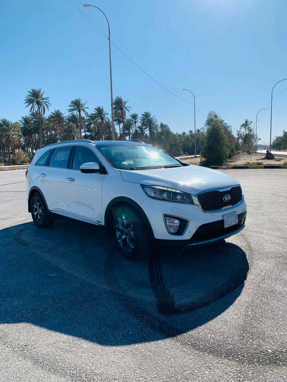 يا الله السلام عليكم سورنتو موديل 16خليجي مكفوله بيه بارد بحافه البنيد موضح بلصور وبجمالغ بهلال رصعه بسيطه والباقي كفاله السياره مثل متشوف بلصور مال فول لخير سبعه راكب تحكمات كشنات جلد داخل لونين رادر أمامي خلفي جانبي سلايد روف سياره مناقصه اي شي فقط حداديه إماميه بس لعلم حداديه بس تخم تاير قبل شهر بسمي رقم بغداد سنويه صاقطه صاله شهرين مكان السياره حله قرب محكمه الاستئناف الجديده السعر 220 وبيه مجال بسيط لايطبولي البياعه شره ويكلي ١٩٠ و٢٠٠ شوف السوك وحكم ***********
