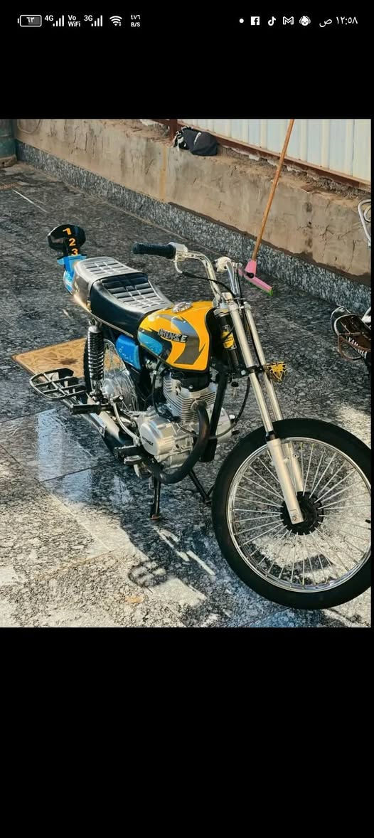 سلام عليكم دراجه للبيع توه معمره ثاني تبديلت دهن اوراق اسكنر دراجه شوفت عينك ماعيزه شيه مكان ديوانيه قضاء شاميه استفسار خاص *********** مو شراي لاتعبني
