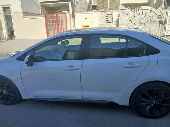 سلام عليكم
تيوتا كورلا وراد امريكي 
موديل 2024هايبرد
فئته SEفول مواصفات 
دخول جديد تترقم اي محافظه من عدا الاقليم 
بعده على حادثه ممصلحه 
بدون ايرباك بدون دواخل بدون شواصي 
ماشيه 63mi
مواصفات 
فتحه 
اشاير بل مري 
ثلاث انظمة قياده 
ايكو 
سبورة
نورمال 
رادار امامي رادار خلفي رادار رادارجانبي 
شاحن واير ليس 
مثبت سرعه 
مانع تزحلق 
كشنات رياضي 
هند بريك بصمه 
اتو هولد 
بيه هواي مواصفات 

السعر:175 وبيه مجال
العنوان:بغداد العامريه 
الاستفسار: ***********
