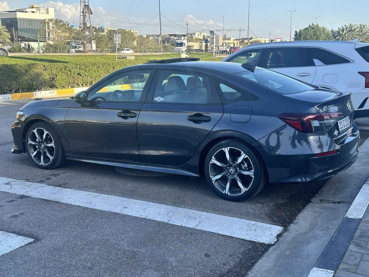 السلام عليكم

للبيع  
سفك 2025  هايبرد 
فئة تورنك معروفه 
صور حادث مرفقة
فتحا 
بصمة 
دمامات بوس 
شاشة كبيرة 
كاميرا دوارة 
نقطة عمياء 
كشنات جلد 
تدفئة ستيرن 
تحكمات ستيرن 
شفتات ستيرن 
تشغيل عن بعد 
تحديد مسار 
توقف ذاتي 
أربع وضعيات قيادة 
اوتو هولد 
سايد بريك بصمة 
محرك 2.0 هايبرد 
اعلى مواصفات بالسفك  
رقم بغداد 
ضررها موضح بالصور
ماشيه 5000قابل الزيادة 
سعرها 155 وبي مجال 
مكان السياره سيدية او الدوره 

***********
