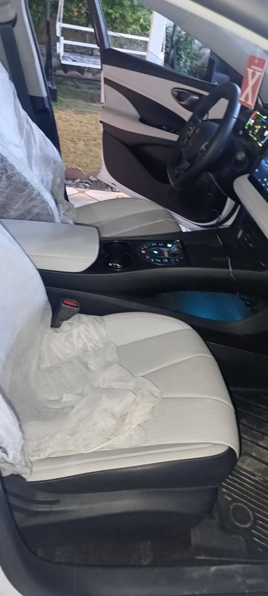 سلام عليكم 
بي واي دي موديل 25 سيل فايف
ماشيه 5 ألف 
مكفوله كفاله عامه 
السعر 17700 وبيهه مجال 
الستفسار ***********
