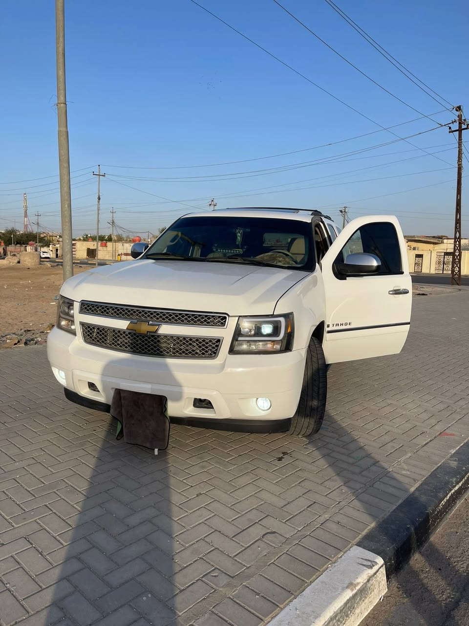 سلام عليكم 
تاهو ادوات 
سياره LTZ فول للاخير خليجيه 
كفاله كص وضربه وتبديل بيها فقط صبغ حزام بدون اي ضربه او تبديل 
سياره جاهزه مكينه كير حداده تبريد تايرات كله جاهز 
سياره بانزين وغاز 
السعر 95
للاستفسار ***********
