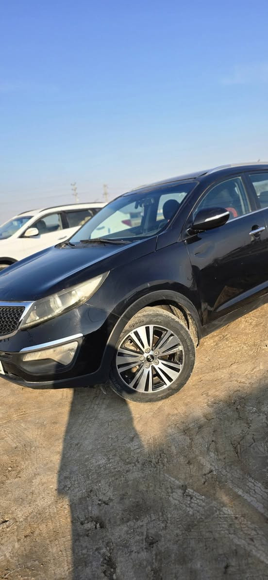 كيا سبورتج 2016 خليجي  رقم اربيل الدولي الجديد بأسمي محرك ٢٠٠٠ مكفوله كفاله عامه ماعدا بارد بالباب بدون صبغ
كير ومكينه وحداديه كفاله وتبريد ثلج سياره جاهزه من كلشي 
مواصفات معروفه بنوراما تحكمات ستيرن ويل كب يدات نيكل اشاير بالمري 
مكاني الديوانيه قضاء عفك السعر ١٥٥وبيه مجال بسيط حك الجيه 
رقمي ***********
