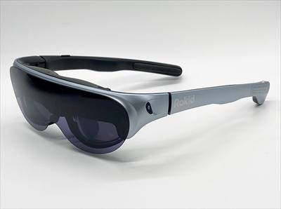 نظارة Rokid Air (واقع معزز)
📺 الشاشة: Full HD بدقة 1920×1080 لكل عين
⚡ معدل التحديث: حتى 120Hz (حسب الجهاز)
🎧 الصوت: سماعات مدمجة بتقنية موجهة
🔌 الاتصال: USB-C مباشر (Plug & Play)
📱 التوافق: تعمل مع أغلب هواتف أندرويد، الحاسوب، وأجهزة الألعاب الداعمة لـ USB-C Display واجهزة الايفون عبر الحهاز الملحق 
⚖️ الوزن: خفيفة جداً حوالي 85 غرام
🕶️ الاستخدامات: مشاهدة أفلام، ألعاب، عمل شاشة افتراضية كبيرة
🔋 الطاقة: تعمل من الجهاز المتصل (بدون بطارية داخلية)
وايضا مع جهاز ملحق XREAL  يحتوي على منصات نتفلكس وديزني لمشاهدة الأفلام والبث الاسلكي مع الهاتف 

✅ المميزات:
صورة كبيرة كأنها شاشة سينما
خفيفة ومريحة للارتداء
سهلة التوصيل
مناسبة للسفر والاستخدام اليومي
💰 السعر: 300 الف بيع او مراوس حسب القناعة


**إذا كنت صاحب هذا الإعلان وتريد حذفه لأي سبب، رجاءا أرسل رسالة إلى الدعم الفني**