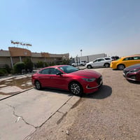 هونداي سوناتا هايبرد 🍃تكسي دبي بيها حادث بخشم الجاملغ اليسره واصل الخش...