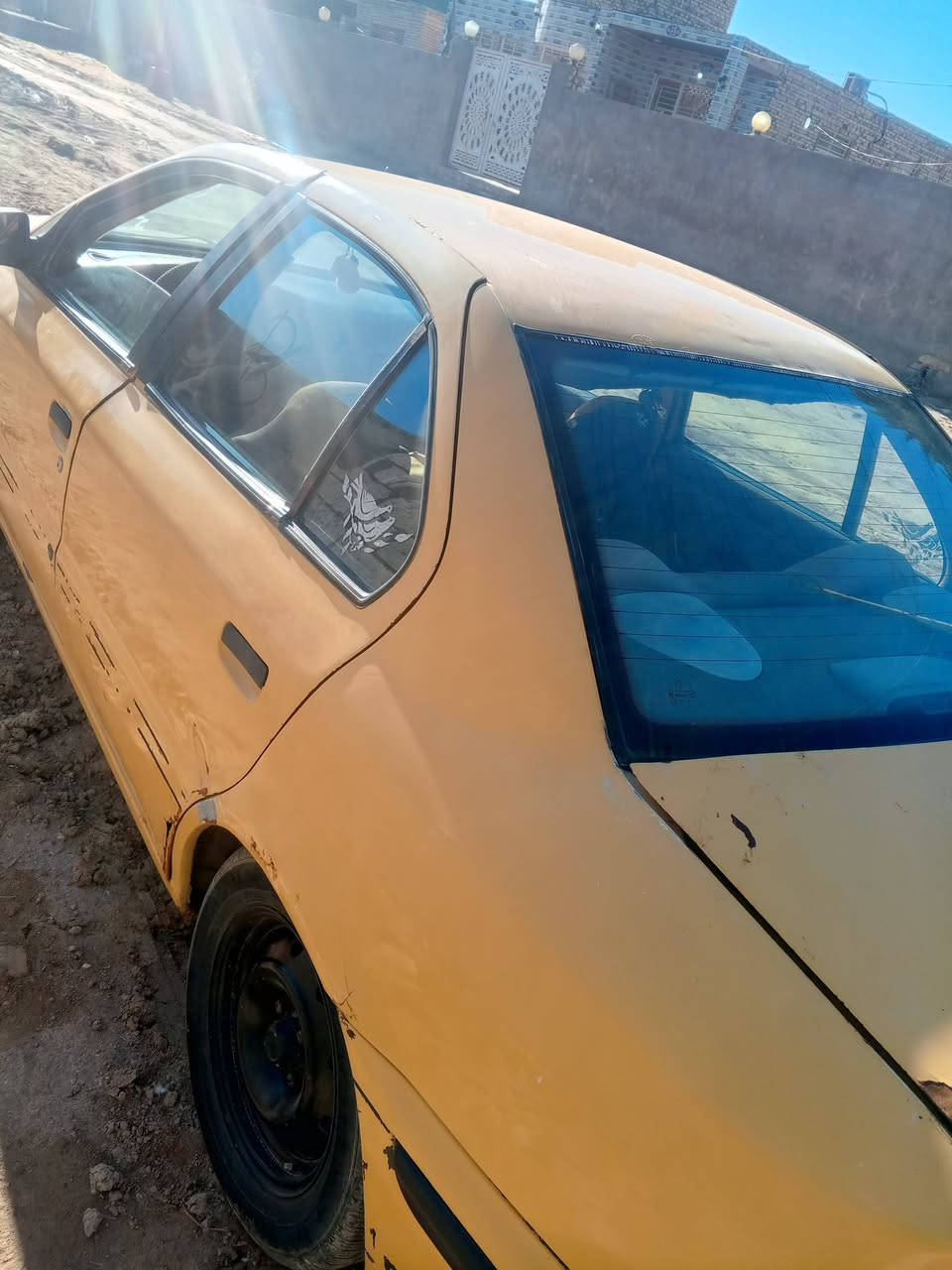 اسلام عليكم سمند للبيع موديل 11 مكينه جديده كير حداديه جدد سنويه نافذه ب 2022 راعيه يريد مداور عليه مليون هيئه وغرامات ب 18وبيه مجال مكان الديوانيه  اتصال ع ***********
