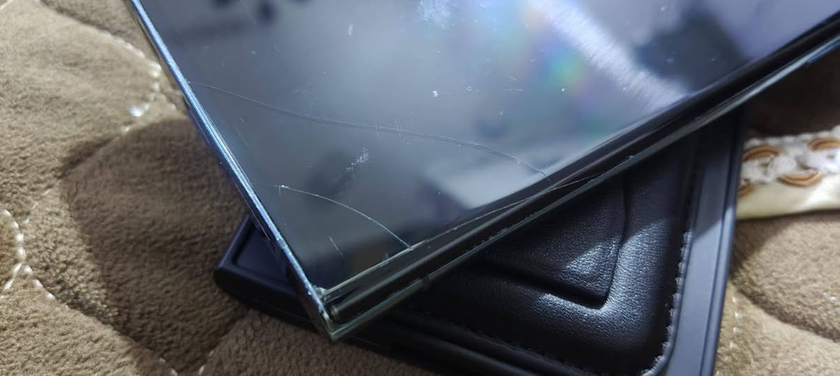 S22 التره ذاكره 256 دبل سيمكارت نضيف بي فطر بلكلاسك خفيف السعر ٤٢٥ مكاني بغداد المدينه رقمي ***********
