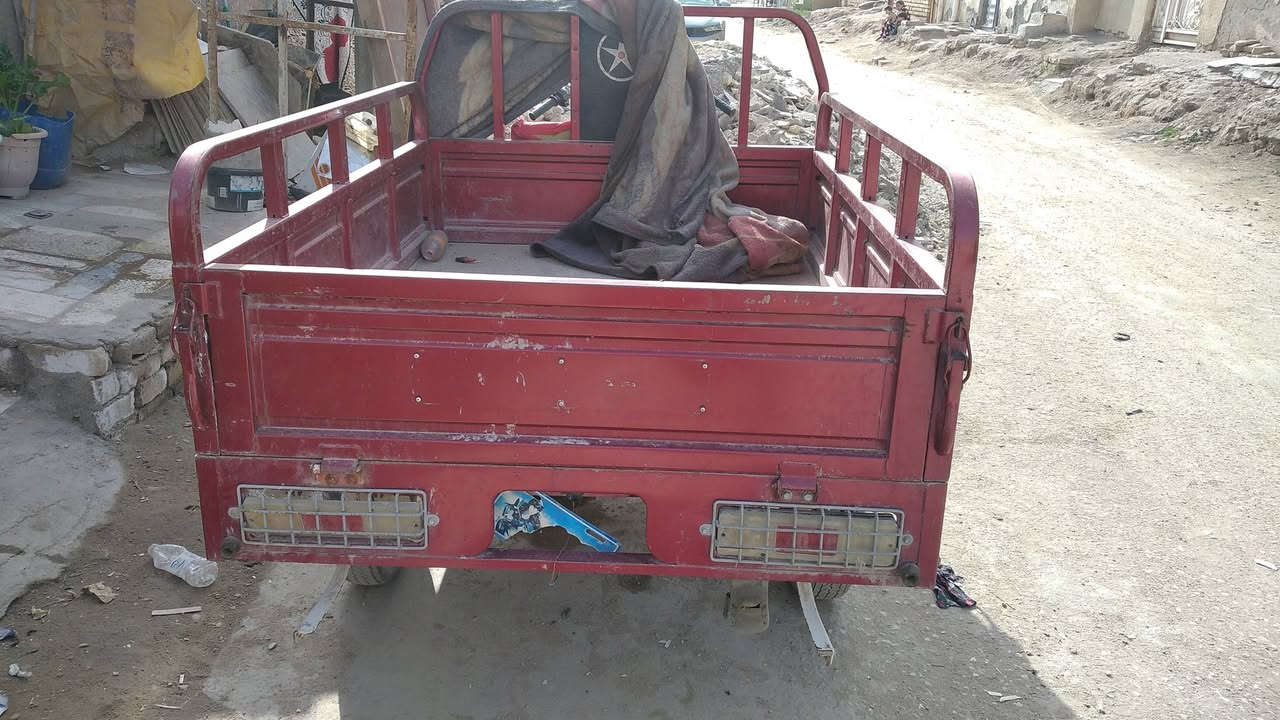 بدي البيع دايون جديد وثقيل مو خفيف مكاني مدينه الصدر قرب مضخه مياه ***********
