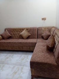 يوجد تخم للبيع نظيف جدا  التواصل مع الرقم  ٠٧٧٠٣٠٧٤٥٨٤