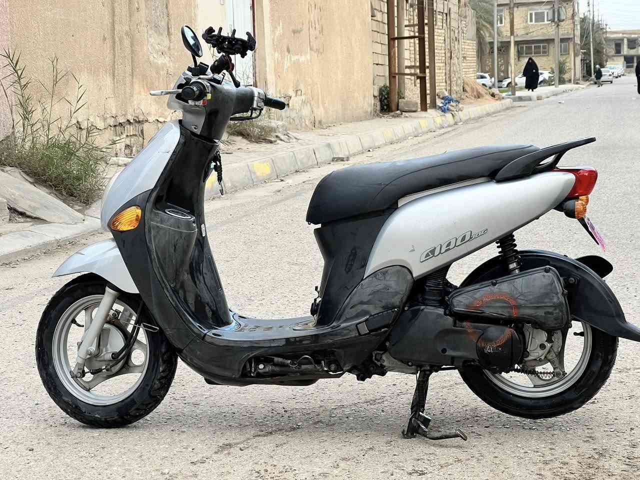 فلة موديل 2010
دراجة برغي مملعوب بيها كلة بلادي
محرك بلادي  نظام نوزل
كهربائيات اشاير لايت عالي ناصي
كله شغال من الشركة
شوفة عينكم
الصوت كاتم
السعر مليون 
واذا اكو مراوس بگير ماكو مشكلة
مكاني كربلاء  

رقمي بيه واتساب واتصل بيك خير وتتدلل ***********
