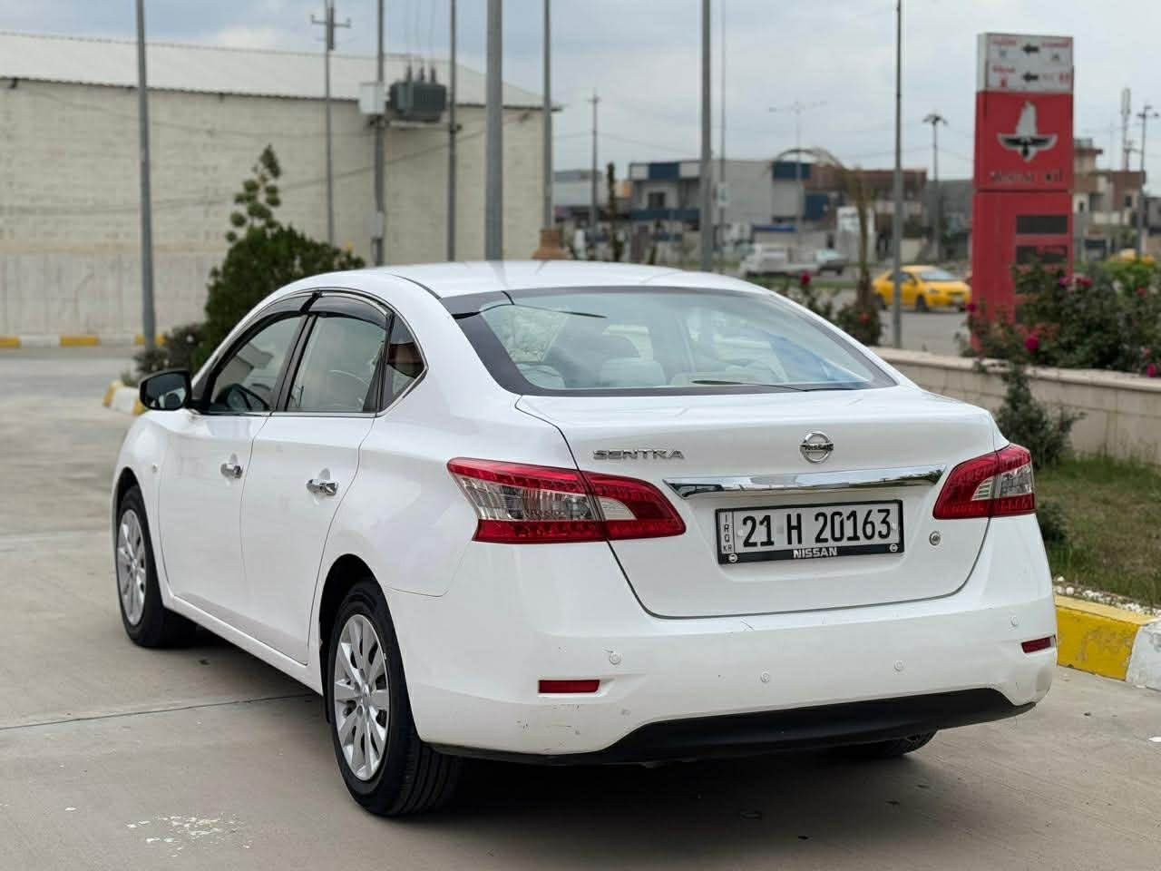 نيسان سنترا خليجي 
موديل 2018
رقم سليمانيه بأسمي كلها جديد شرط التحويل والوكاله 
محرك وكير على وضع الشركه مامفتوحات
سياره بدون مصرف جاهزه من كل النواحي
سياره بيه اشويه تعديل بارد بل باب فقط بدون دواخل وبدون فتح سياره على وضع الشركه 
***********
