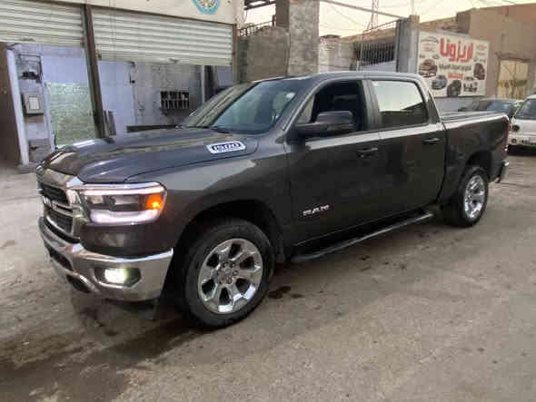 السلام عليكم، للبيع رام بك هورن محرك 6 سلندر ايتورك، فور ويل، ماشيه 4 الاف فقط باب خلفي طويل بدي قصير، بدون ايرباك، صبغ قبق الجنطه والجاملغ الخلفي والبنيد بدون دواخل ويل كب 20، تترقم بغداد وباقي المحافظات، السعر مرقمه كامله 28 الف دولار مكانها بغداد كراده مبايل *********** مع الشكر للجميع
