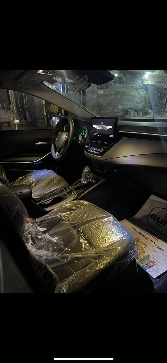 السلام عليكم الأعظاء المحترمين 
كورلا هايبرد شكل الخليجي موديل 25 
مرقم بغداد وجاهزه  
مكفوله عام وسونار موجود بيها 
ماشيه 3 الف فقط 
مكانه بغداد الكرخ
