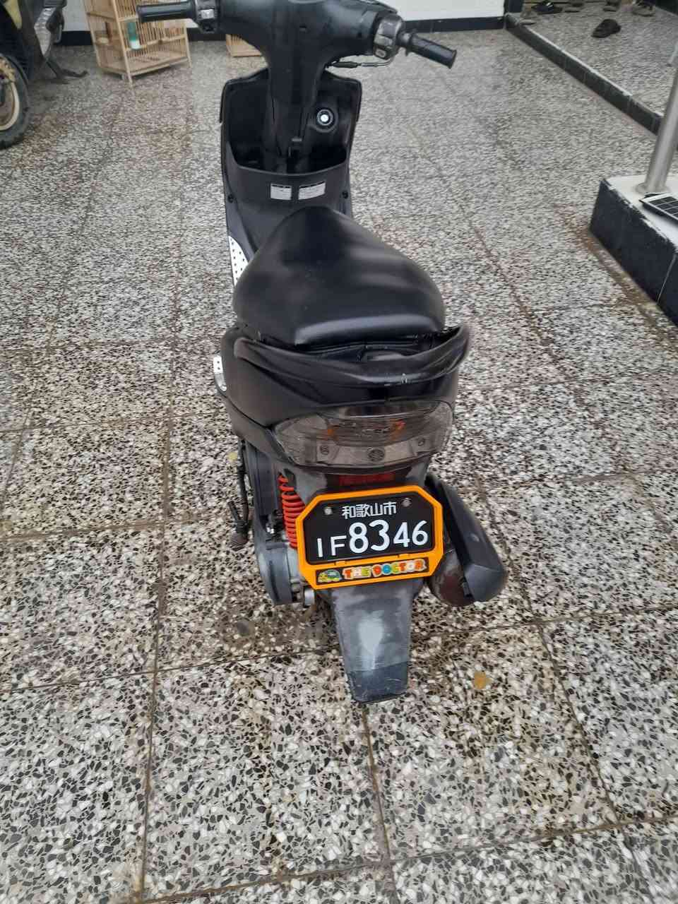 دراجه ماكس عدله بوشه 49 دراجه نضيفه حلوه صوته يخبل بل مشي دراجه ما ناقصه اي شي سعر 750بيه مجال عنوان ميسان دور نفط ما متواجد فيس ***********
