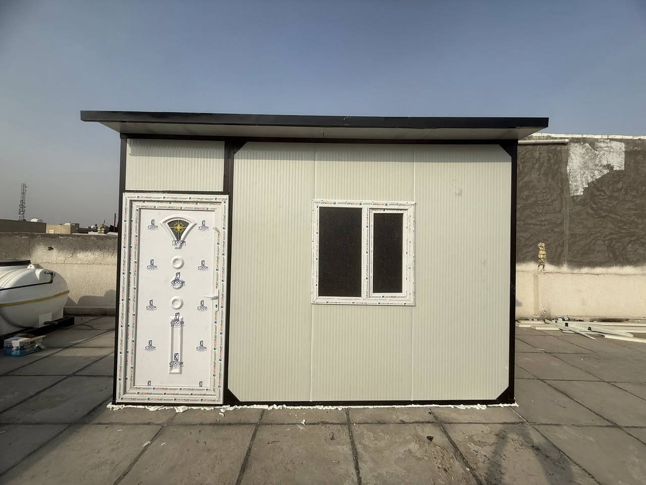 السلام عليكم كرفان 6x3
السعر مليون و850 الموقع بغداد جرف النداف
نعمل جميع القياسات ويتوفر ضد الحريق
للاستفسار ***********
