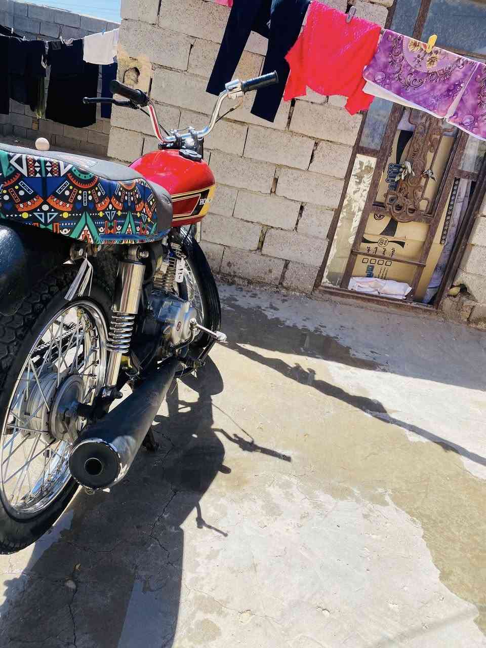 سلام عليكم دراجه نامه 2020 شاصي اوراق 
مكينه نظيفه مفتوحه تعمره كله جديده  فقط تاير وره بيه شلون نفخه  دراجه نظيف سعره 600 بيه مجال مكاني شطره


**إذا كنت صاحب هذا الإعلان وتريد حذفه لأي سبب، رجاءا أرسل رسالة إلى الدعم الفني**