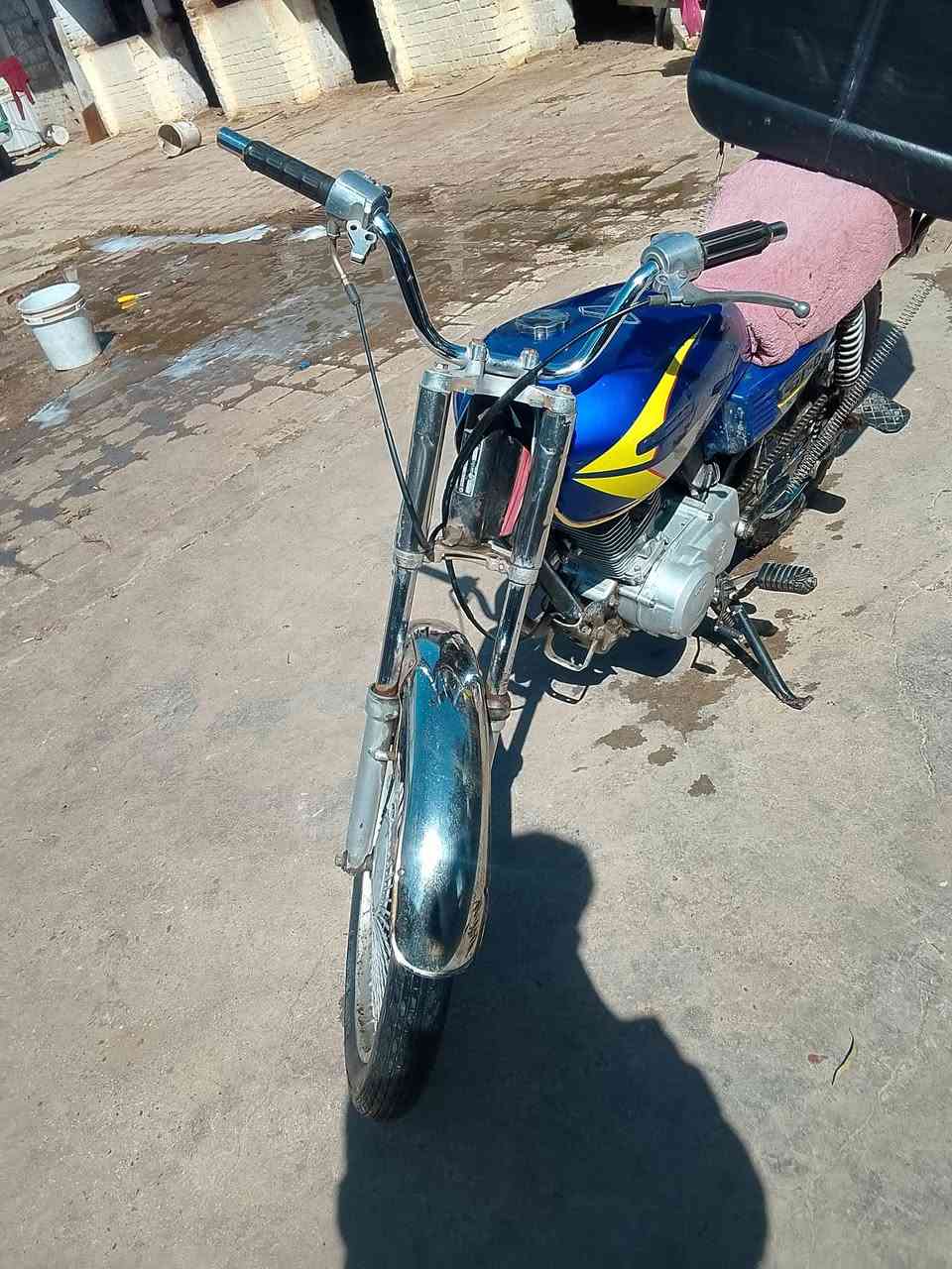 دراجه تايكر كلشي مبدل بيه مكاني بغداد سعر 350 مع العلم دراجة متروكه جانت ***********
