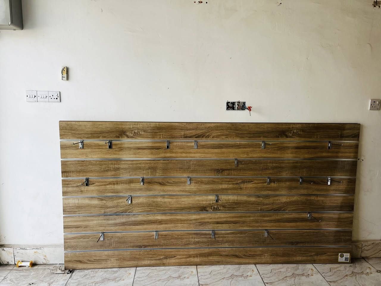 للبيع رفوف عدد5
مصاطر عدد5
بورد 
اضرع.عدد 15
مكاني فلوجه

‭0788 583 7400‬
