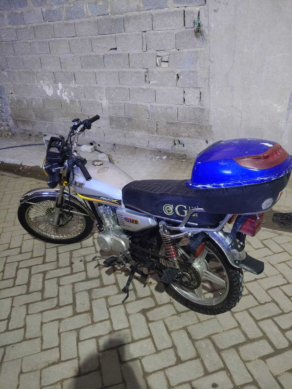 دراجه ايرانيه 4 كير مديل 2024 دراجه ما متعوبه سعر 550 وشراي يخابر ***********
