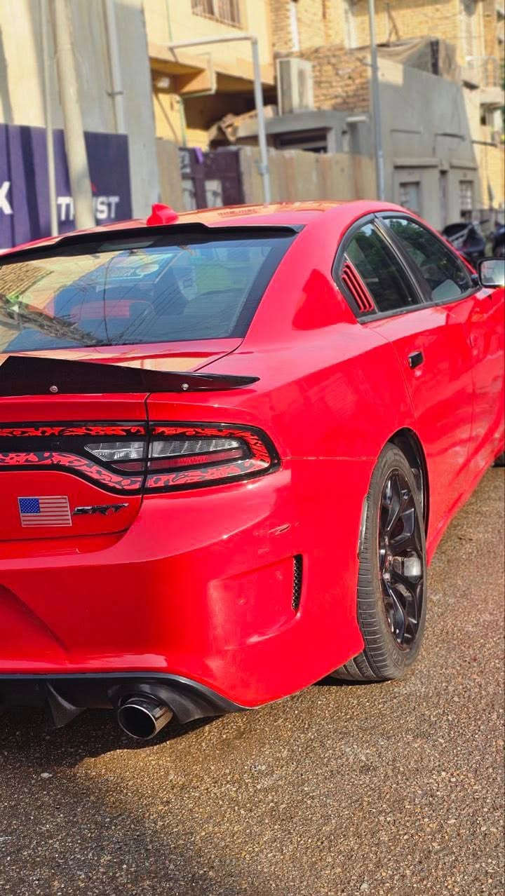 سلام عليكم 

جارجر 2017 لون حمراء طماطي  حادثه بلعراق بيه 4 قطع أصبغ رقم بغداد فول عدا الفتحة

مكينة 5700  ارتي
دركة ار بي ام 
كشنات كنتارا
خزن ميموري
سبورت 
دمام صوت 
تشغيل عن بعد
كشنات كهرباء
شفتات استيرن سبورت
شاشة كبيرة 
حساسات خلفية 
اكسل قفل 
اكزوز كورسا رعب 
ولف حماوة ريسنك 
كامرة خلفية دوارة 
ويل 20 
عليها برمجة سيفتي كاملة

السيارة نصبتها ولونها بعد احلى من الصور  (عنوان كوت )سعر 175 وبيه مجال  رقم *********** وإذا كو مراوس عادي اراوس
