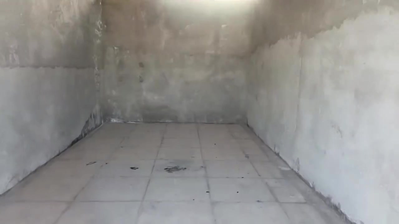 السلام عليكم هذا المحل اللي بالفيديو معروض للبيع سعره 25 وبي مجال للي يشتري ان شاء الله ***********

