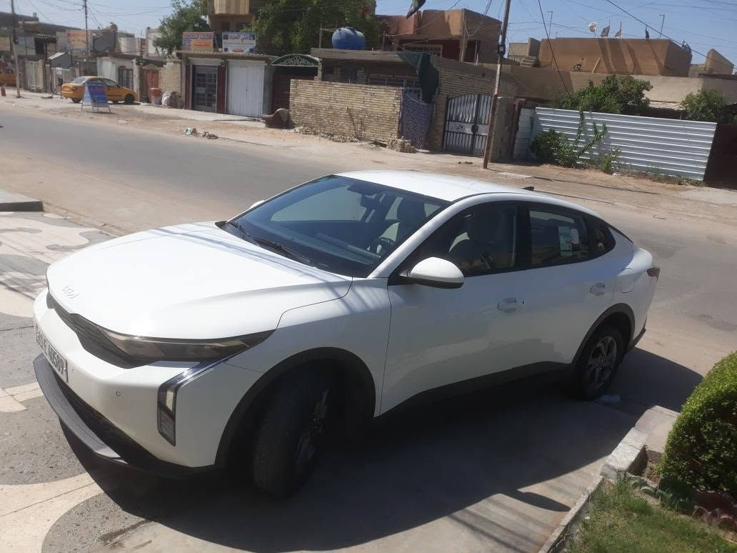 السلام عليكم Kia k3 للبيع موديل ٢٠٢٤ خليجية مكفولة كفالة عامة اخذتهه زيرو ع ايدي محرك ١٦٠٠ ماشية ٤٩ وقابل للزيادة دوشمة جلد كشنات وارضيات يعني دواخلهه على وضع الزيرو غلفتهه يله استخدمتهه المكان بغداد زيونة السعر ((١٥٥ ورقة ))وبيهه مجال للاستفسار *********** بغداد, العراق

