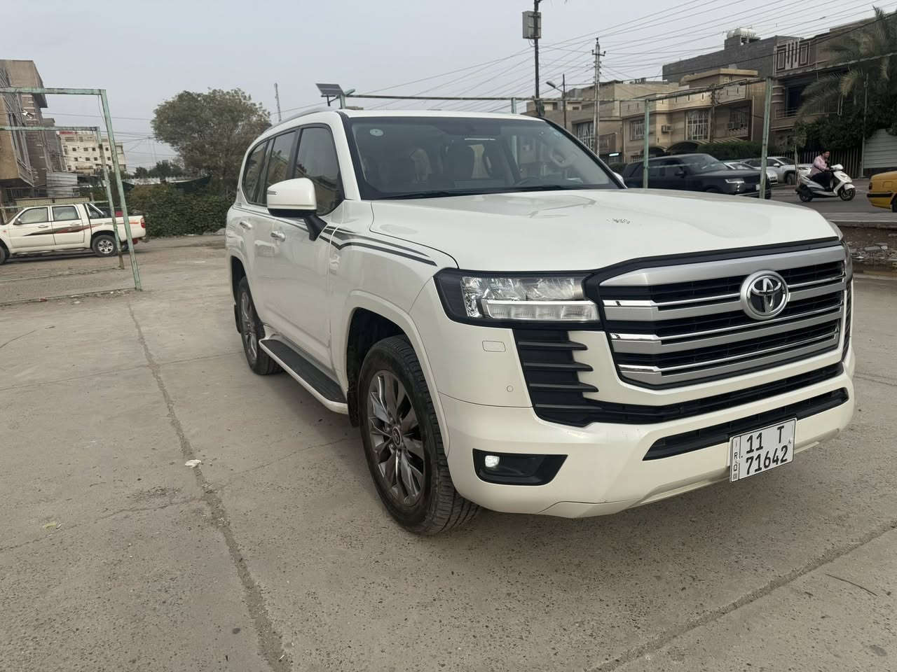 لاندكروز GX.R ساز تطبيق مكفوله كفاله عامه ماشيه 51

مكان السياره العطيفية السعر 63 الف وبي مجال 
***********
