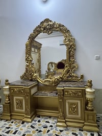 غرفه نوم مصريه مستخدمة للبيع  السعر ٣ مليون  بغداد 07703207784