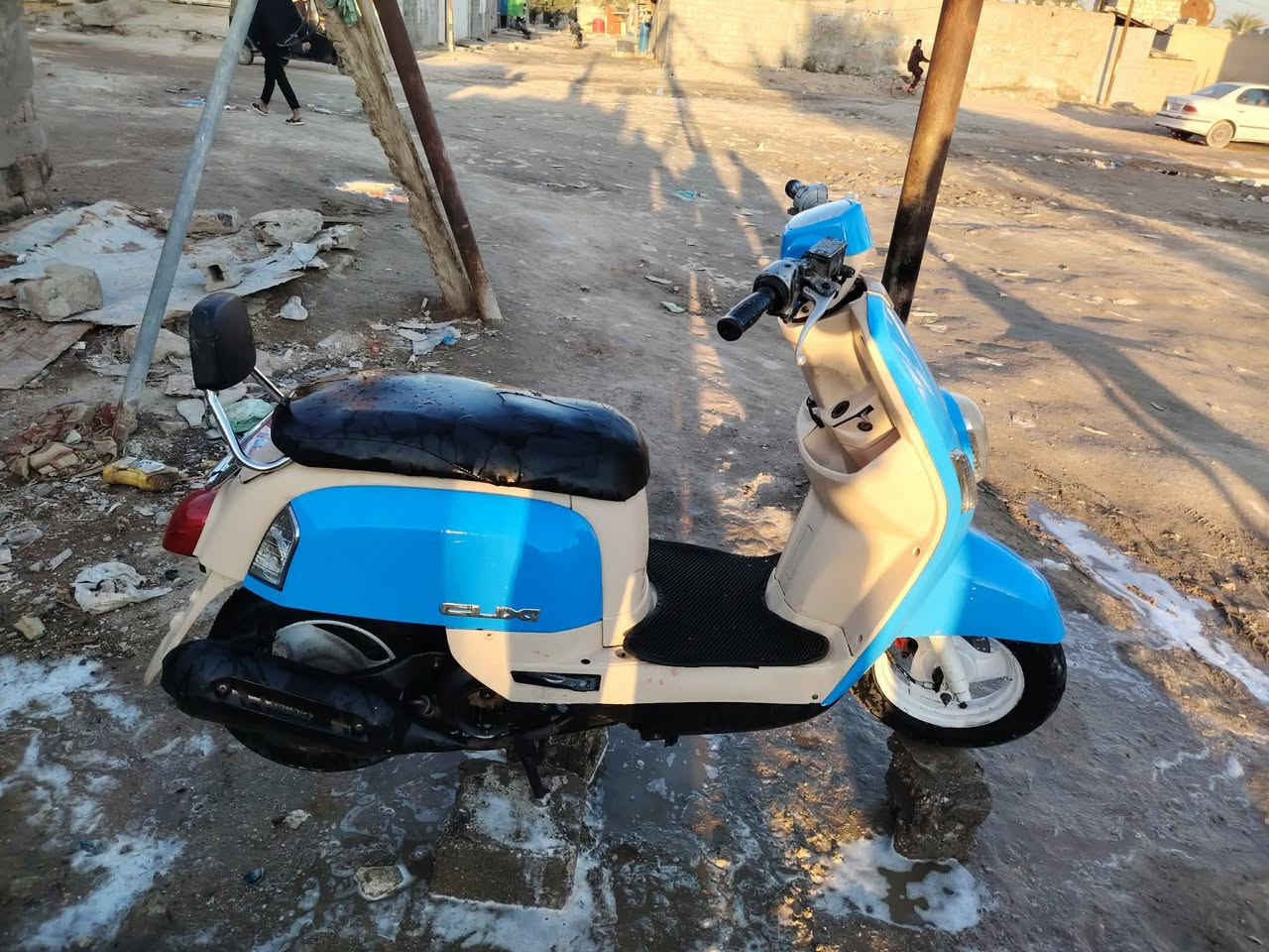 سلام عليكم دراجه بوليسي مزوده بس كليگ سعر 500رقم ***********
