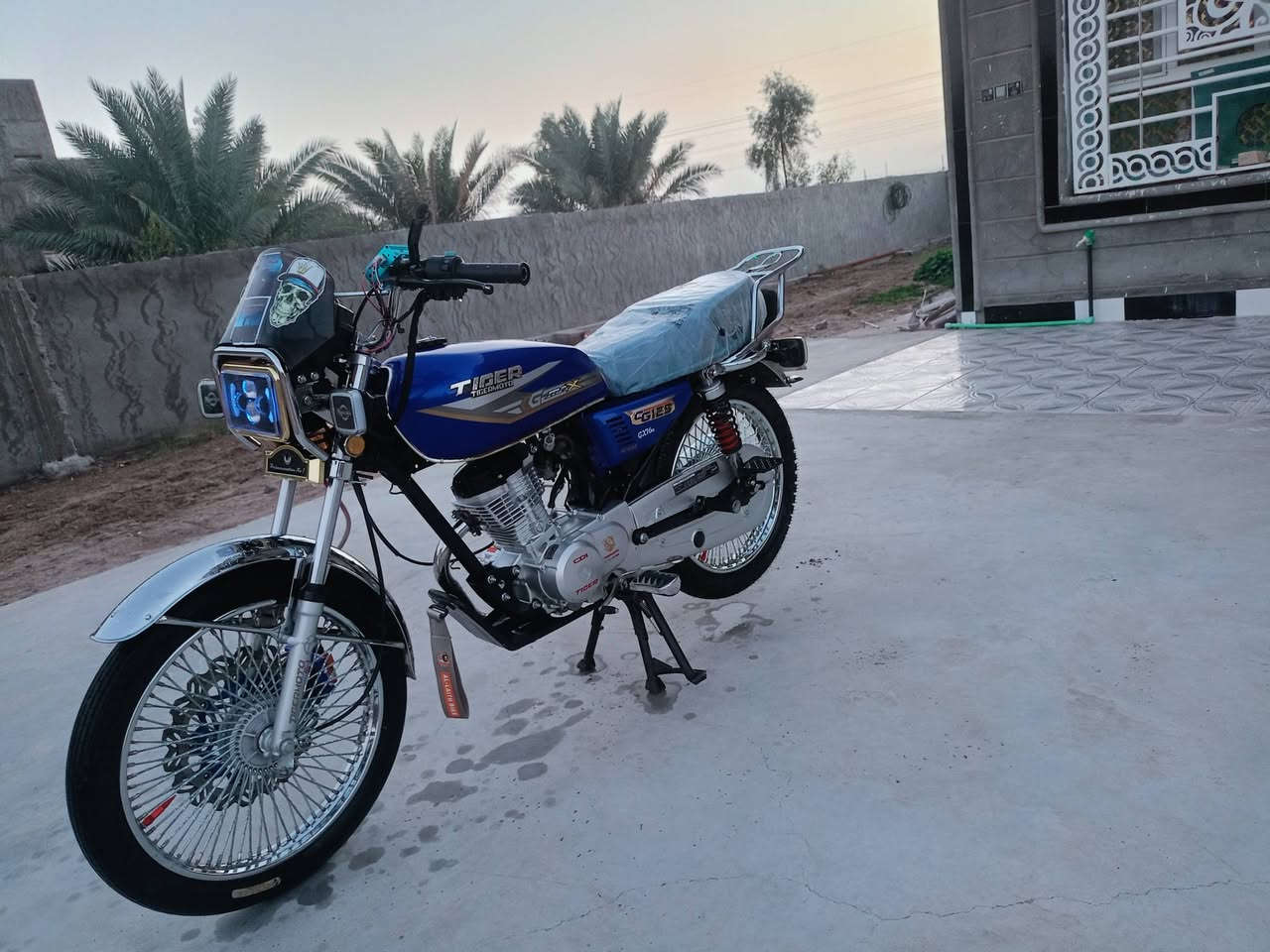 سلام عليكم دراجة زيرو جديدا احلة من الصور موديل 25 مكفولة كفالة عامة مكاني حلة سعر 700 وبيها مجال مو شراي لاتراسل هاذا رقمي دك او راسل وتشلع عيوني ***********
