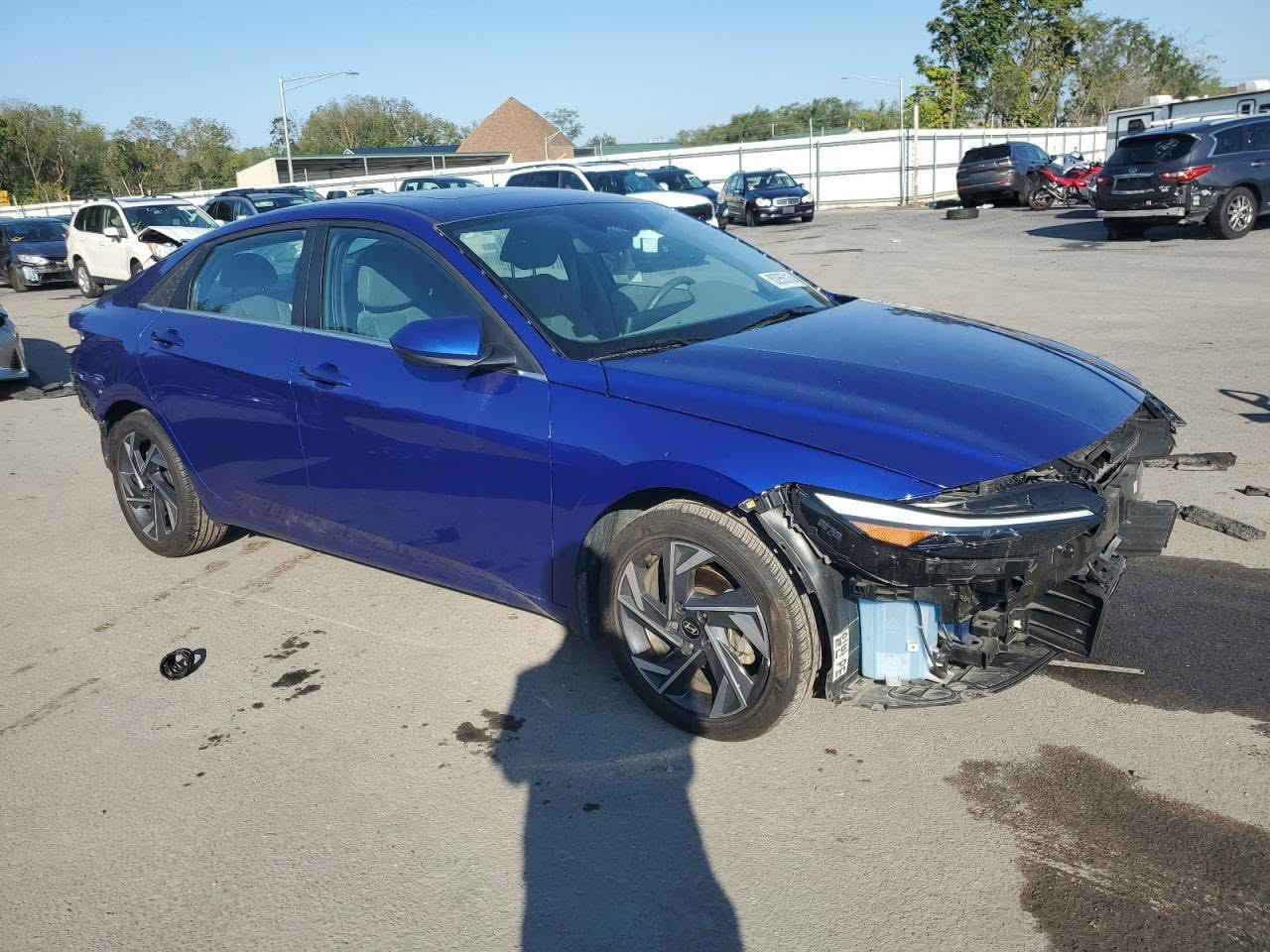 🚘 للبيع هيونداي ألنترا 2024 💙

✨ اللون: أزرق مميز جداً

✅مرقم اربيل بسمنا حاضره ومصلحه وجاهزه السياره 

✅ ممشى: 17,000 مايل فقط

🔹سايد بريك دكمه 

🔹تشغيل عن بعد 

🔹تدفئه كشنات 

🔹 بصمة (Smart Key)

🔹 فتحة سقف

🔹 شاشة كبيرة تدعم Apple CarPlay

🔹 عدادات رقمية

🔹 إضاءة أمامية LED

🔹 إضاءة خلفية LED

🔹 داخلية مخمل رصاصي

🔹 تشغيل زر (Push Start)

🔹 أوضاع قيادة:

• Sport 🏁

• Smart ⚡

🔹Auto Hold

📌 الملاحظة:

رش صبغ جهة السائق (الجاملغ الخلفي فقط) بدون إيرباكات

💵 السعر: 165 ورقة 

📩 للاستفسار ***********
