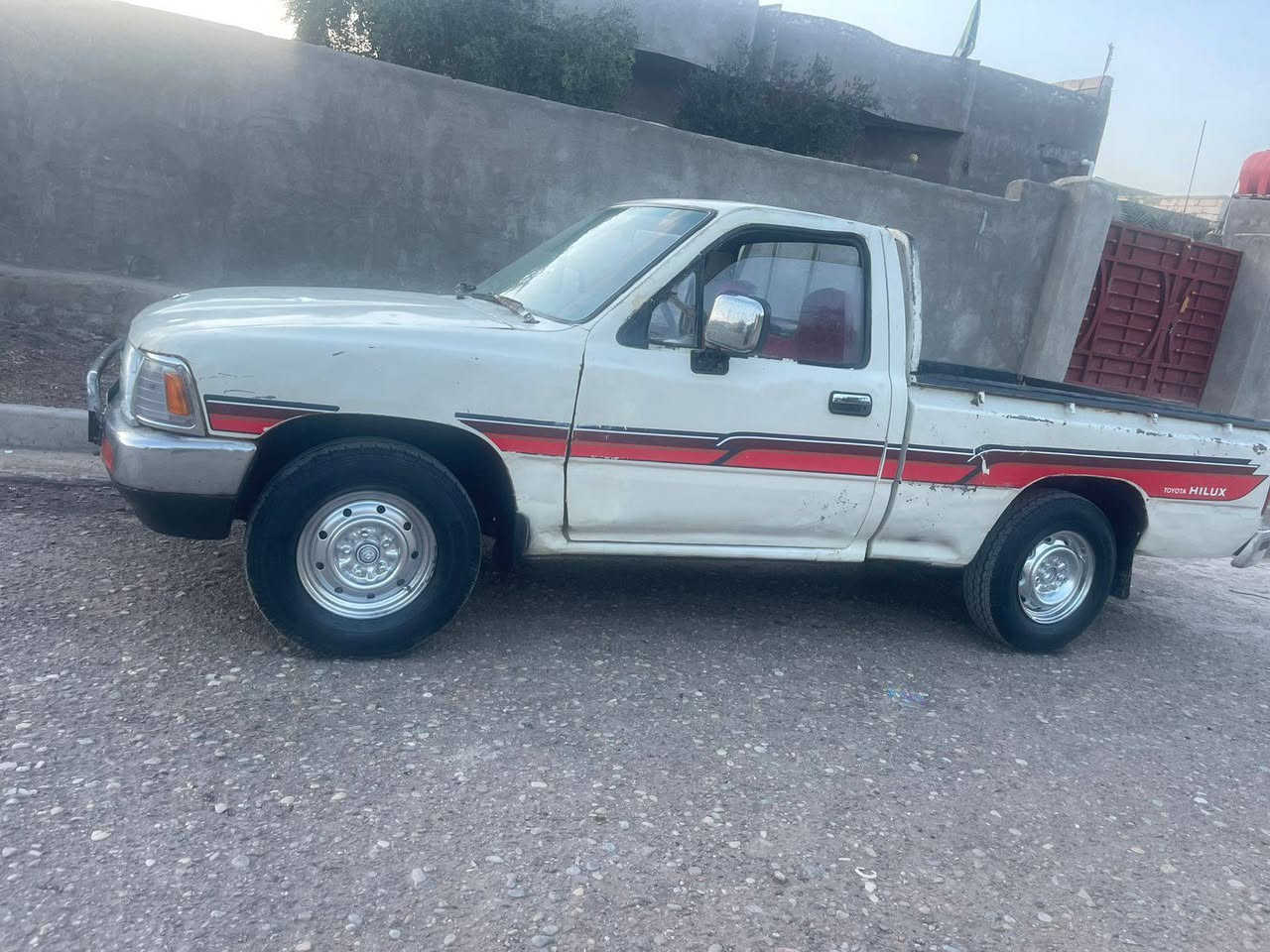 سلام عليكم بيكم تيوته موديل 90 سنويه جديده  31 مشروع وطني مكان سياره ميسان ستفسار ***********
