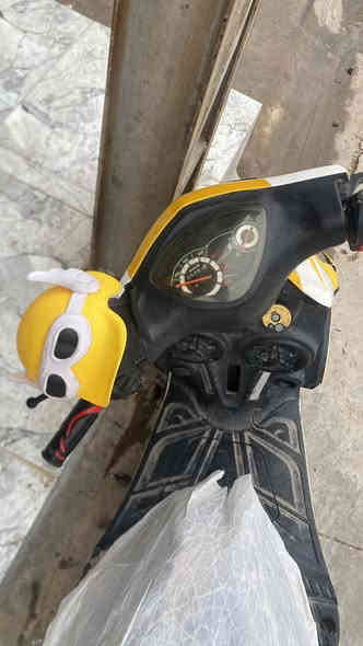 سلام عليكم ماكس شاخوان للبيع دراجه هير من الله كهربائيات كله شغاله نشرات زينون كله على بلاد انطيكيا سلف هندر بصمه من بعيد تشتغل فقط الحديده الوره يرادله برغي وينشد الباقي كل عيب مث ماموضح بل صوره يرادله غسل لان مغاسله ويطلع يخبل  مابي سعر 375 وبيه مجال واراس ويا ايراني 
*********** فقط واتساب خاص مفتوح 24 ساعه
